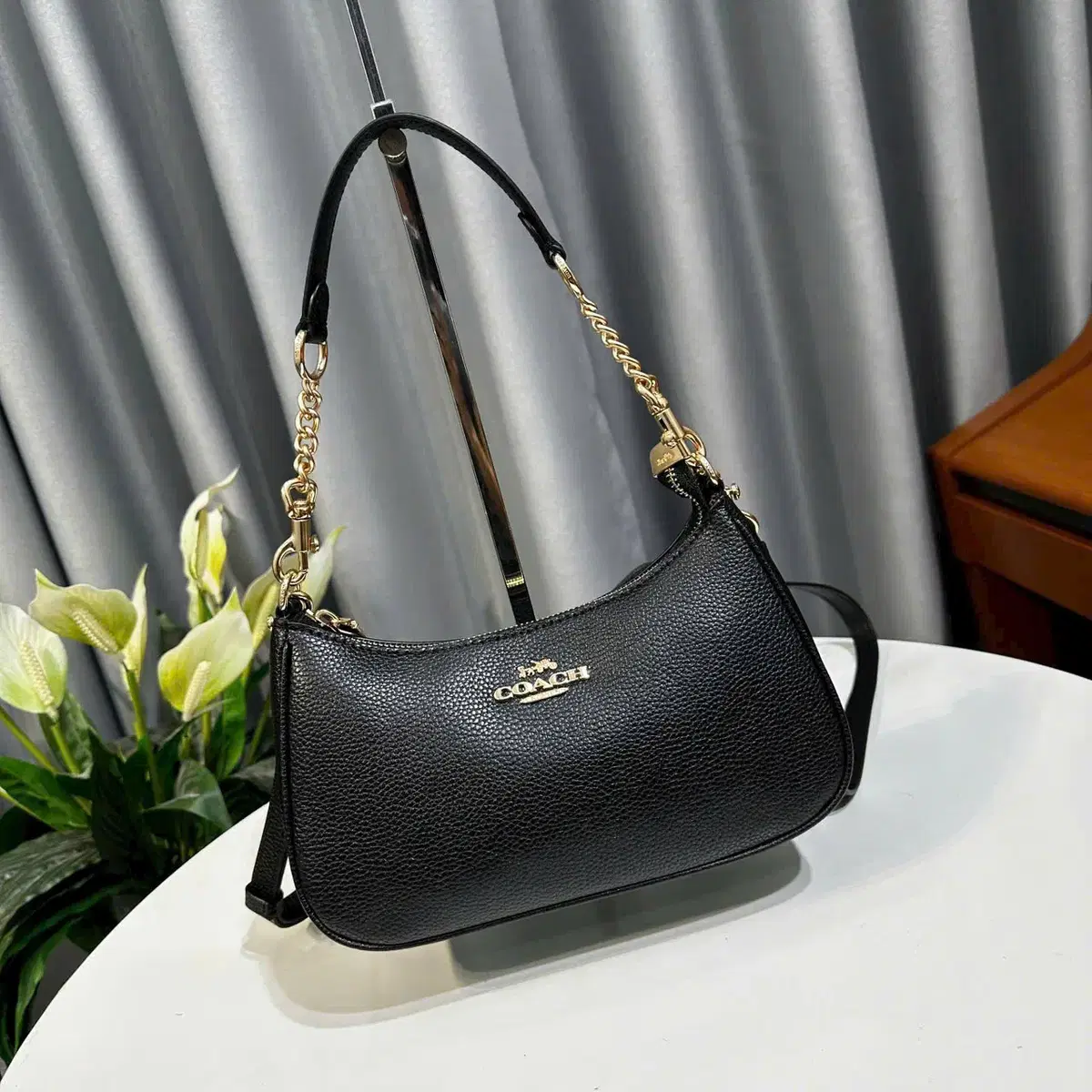 コーチタリーミニクロスボディバッグCCE42新品